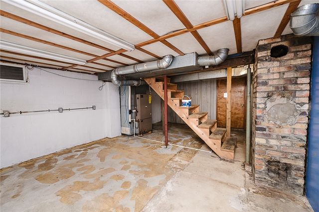 228 Harrison Ave, Robinson, PA 15949