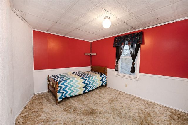 228 Harrison Ave, Robinson, PA 15949