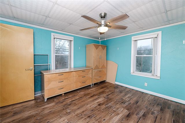 228 Harrison Ave, Robinson, PA 15949