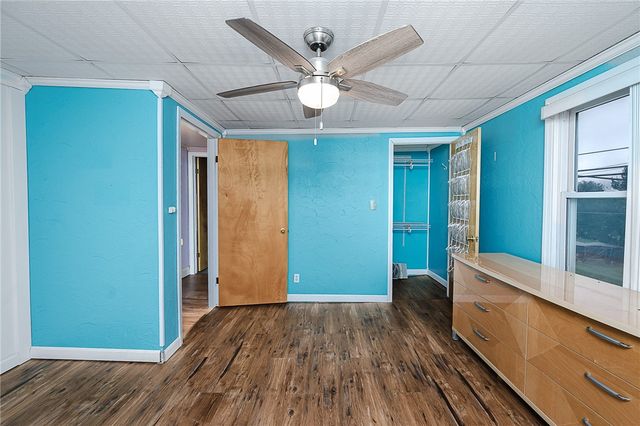 228 Harrison Ave, Robinson, PA 15949