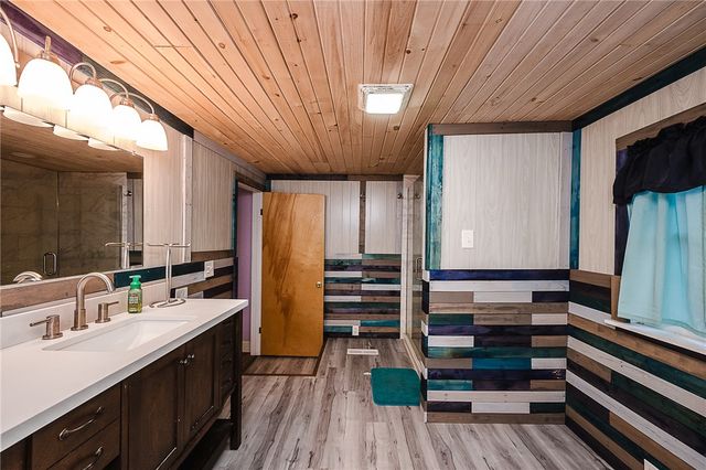 228 Harrison Ave, Robinson, PA 15949