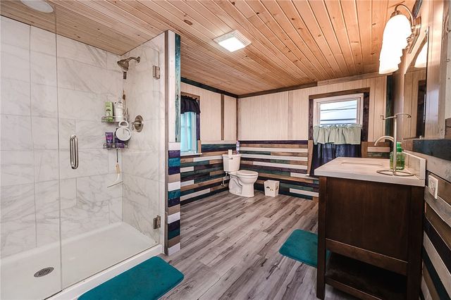 228 Harrison Ave, Robinson, PA 15949