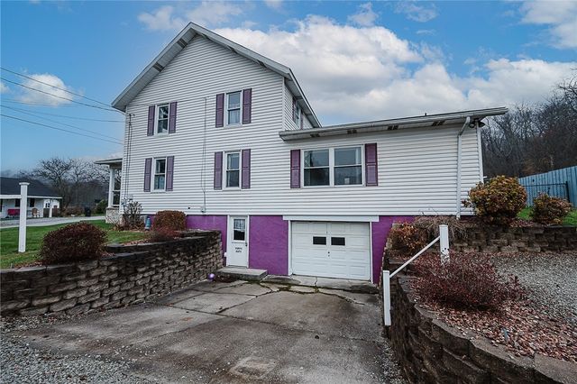 228 Harrison Ave, Robinson, PA 15949