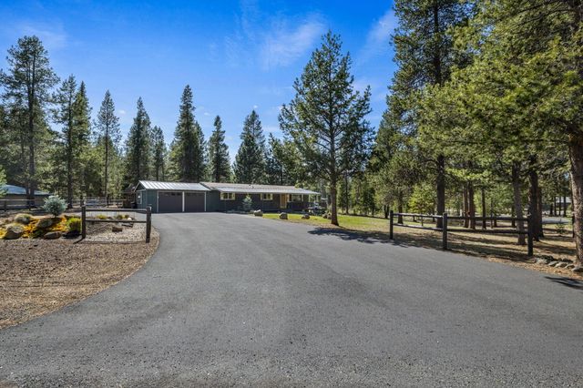 15003 E River Loop Drive, Bend, OR 97707