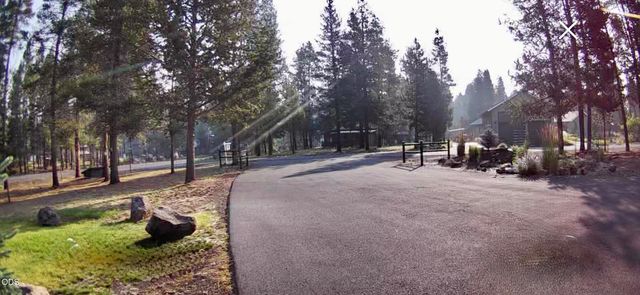 15003 E River Loop Drive, Bend, OR 97707