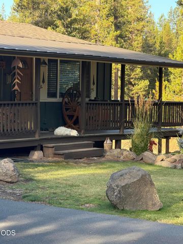 15003 E River Loop Drive, Bend, OR 97707