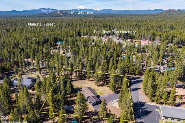 15003 E River Loop Drive, Bend, OR 97707