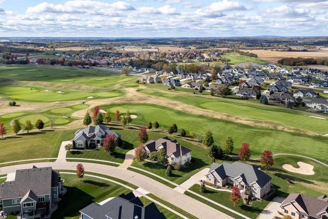 939 Carnoustie Way, Oregon, WI 53575