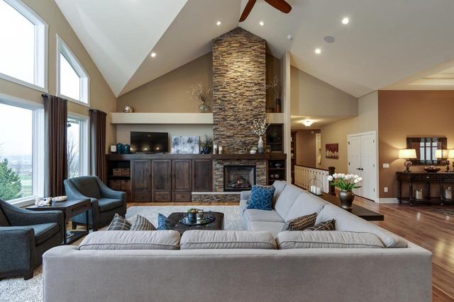 939 Carnoustie Way, Oregon, WI 53575