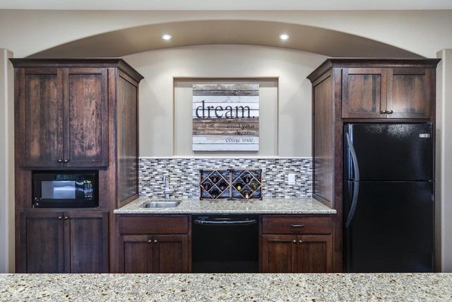 939 Carnoustie Way, Oregon, WI 53575