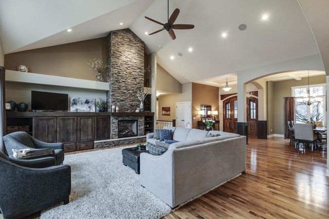 939 Carnoustie Way, Oregon, WI 53575