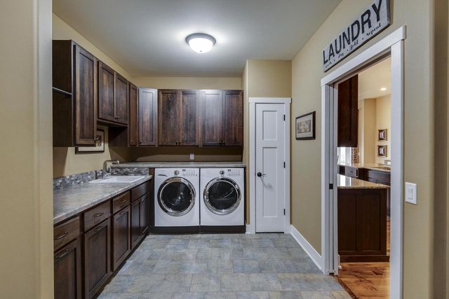 939 Carnoustie Way, Oregon, WI 53575