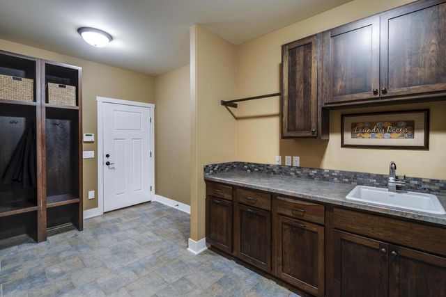 939 Carnoustie Way, Oregon, WI 53575