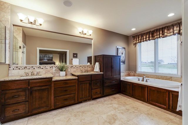 939 Carnoustie Way, Oregon, WI 53575