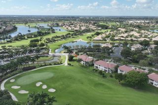 8082 Aberdeen Drive 102, Boynton Beach, FL 33472