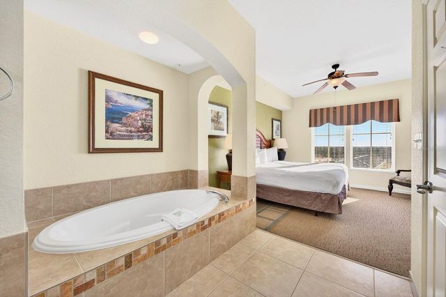 8125 RESORT VILLAGE DRIVE 5901, Orlando, FL 32821