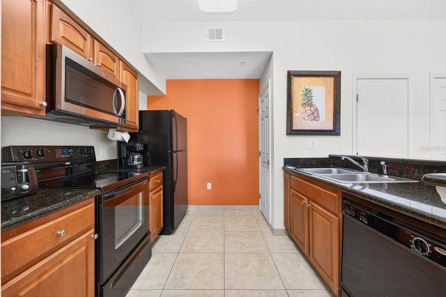 8125 RESORT VILLAGE DRIVE 5901, Orlando, FL 32821