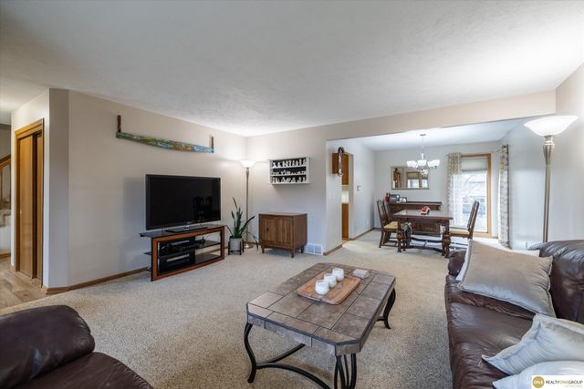 14510 S 23 Street, Bellevue, NE 68123