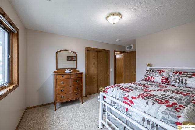 14510 S 23 Street, Bellevue, NE 68123