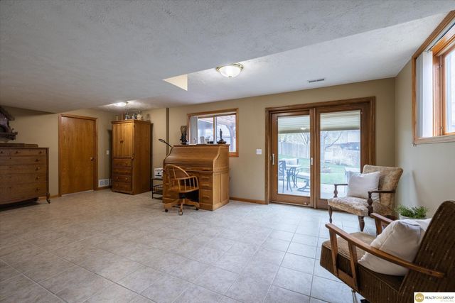 14510 S 23 Street, Bellevue, NE 68123