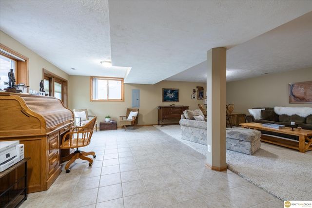 14510 S 23 Street, Bellevue, NE 68123