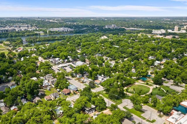 2202 Garden ST B, Austin, TX 78702