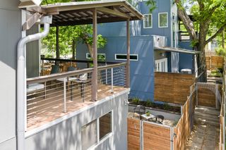 2202 Garden ST B, Austin, TX 78702