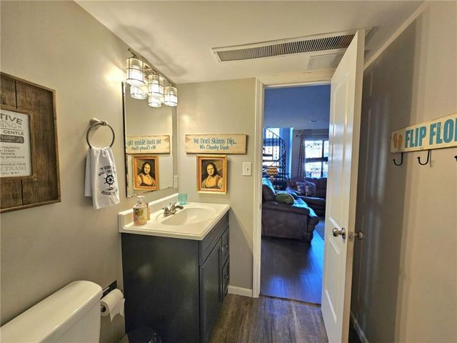 283 Sunrise Acres Point, Sunrise Beach, MO 65079