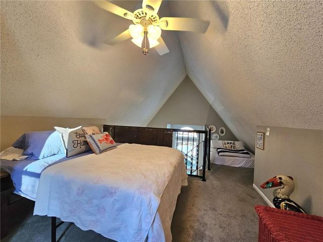 283 Sunrise Acres Point, Sunrise Beach, MO 65079