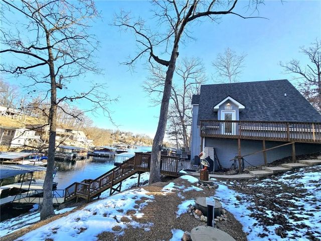 283 Sunrise Acres Point, Sunrise Beach, MO 65079