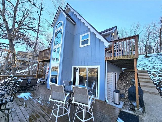 283 Sunrise Acres Point, Sunrise Beach, MO 65079