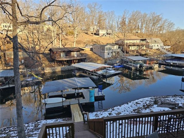 283 Sunrise Acres Point, Sunrise Beach, MO 65079