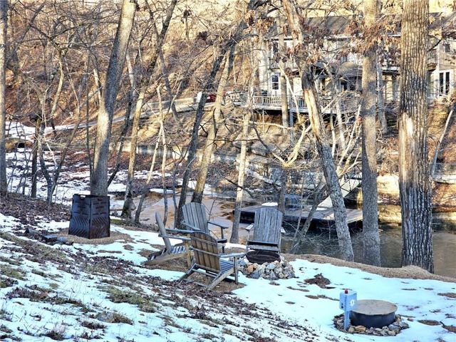 283 Sunrise Acres Point, Sunrise Beach, MO 65079