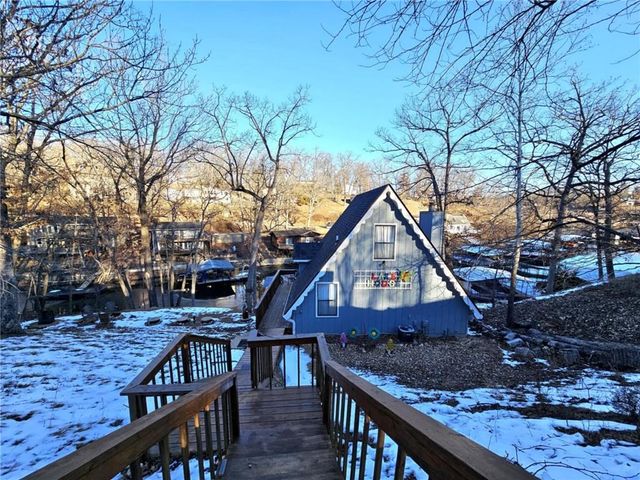 283 Sunrise Acres Point, Sunrise Beach, MO 65079