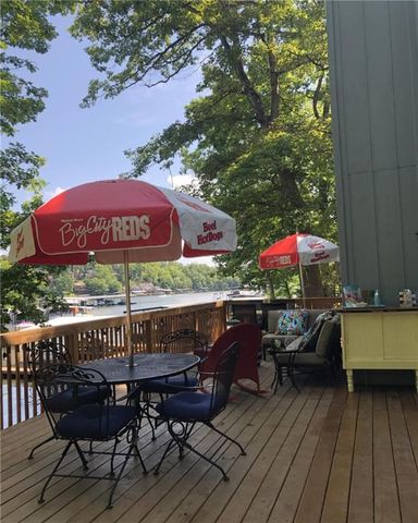 283 Sunrise Acres Point, Sunrise Beach, MO 65079