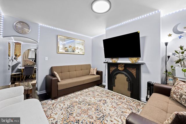 236 S GILMOR ST, Baltimore, MD 21223