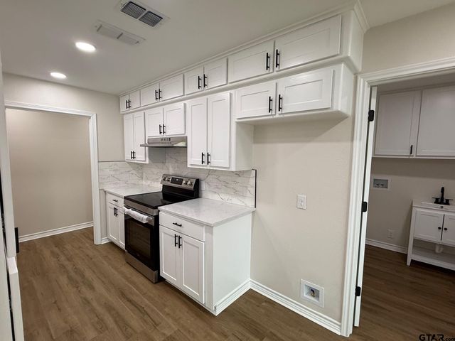 1813 SEQUOIA DR, Tyler, TX 75703