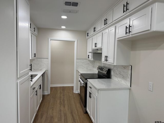 1813 SEQUOIA DR, Tyler, TX 75703