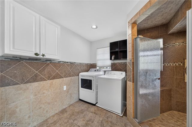 1919 SE 37th TER, Cape Coral, FL 33904