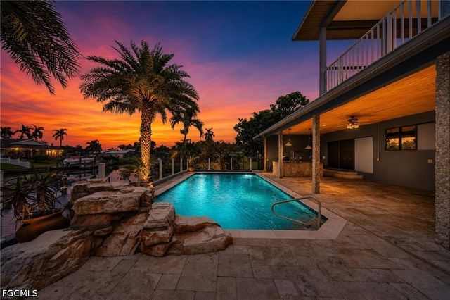 1919 SE 37th TER, Cape Coral, FL 33904
