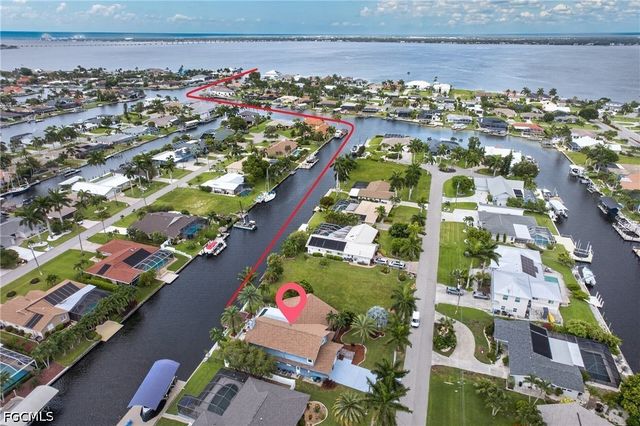 1919 SE 37th TER, Cape Coral, FL 33904