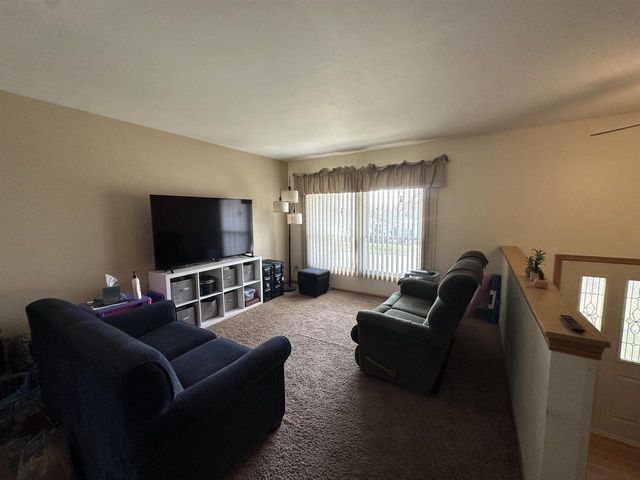 3233 Quincy Avenue, Madison, WI 53704