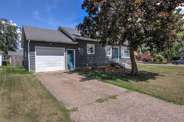 602 Stanley Street, Chippewa Falls, WI 54729