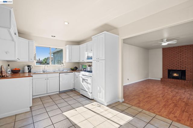 1334 Aster Dr, Antioch, CA 94509