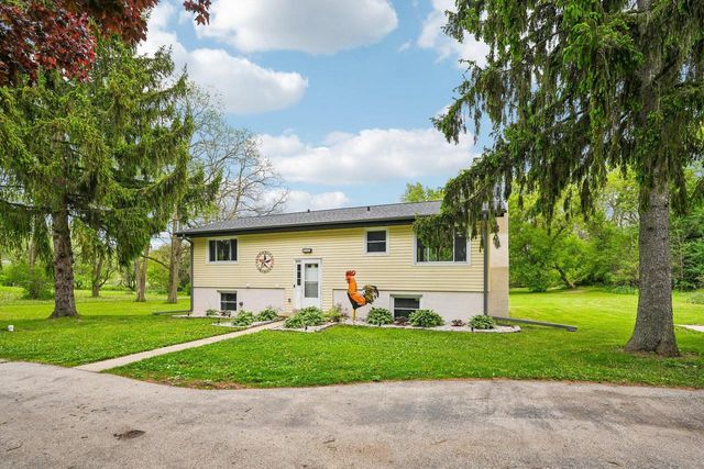 S55W33749 County Road ZZ, North Prairie, WI 53153