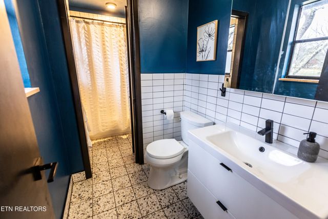 8616 Lanier Lane, Knoxville, TN 37923