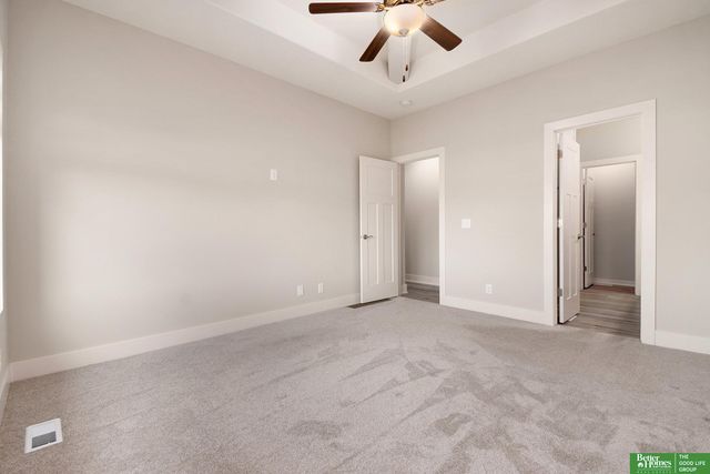 16061 CW Hadan Drive, Bennington, NE 68007