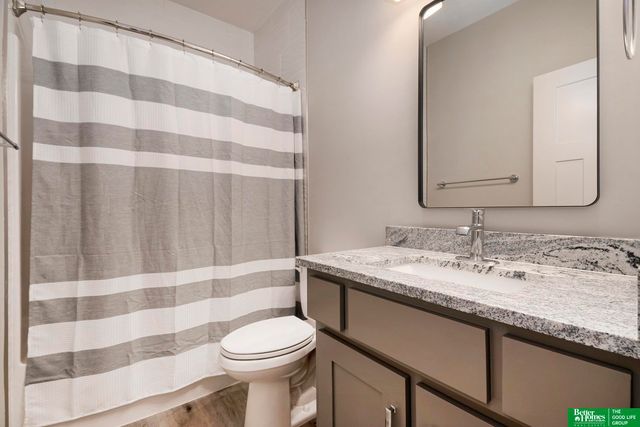 16061 CW Hadan Drive, Bennington, NE 68007