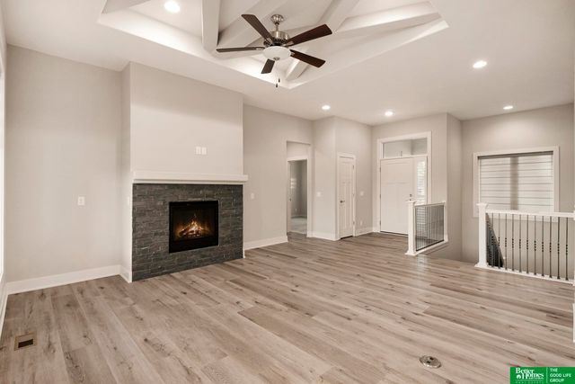 16061 CW Hadan Drive, Bennington, NE 68007