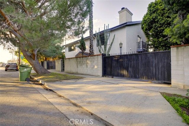 5802 Colfax Avenue, North Hollywood (los Angeles), CA 91601